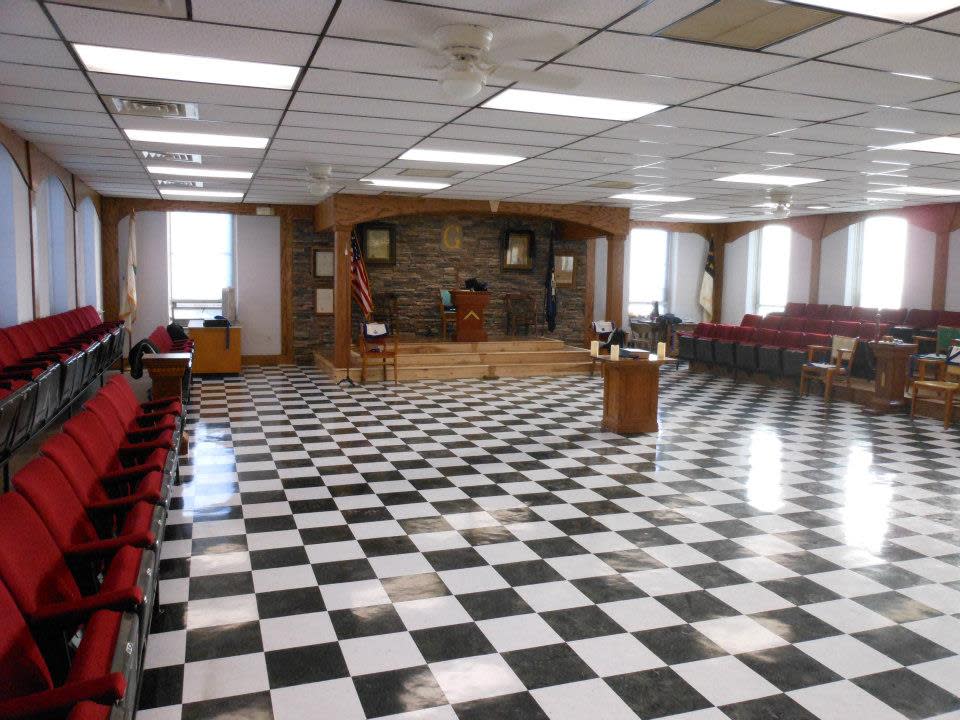 Riley Lodge