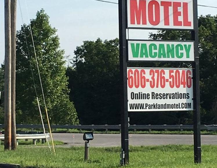 Parkland Motel RV Camp