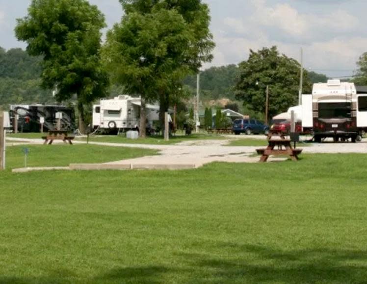 Thompson Park and RV Camping