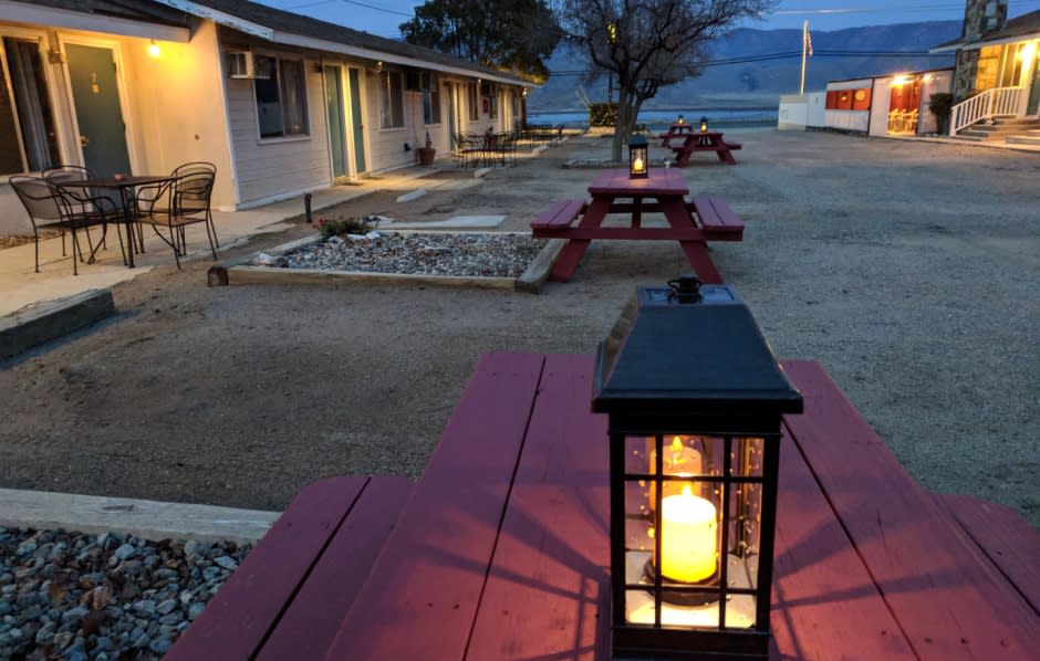 Lakeview Motel