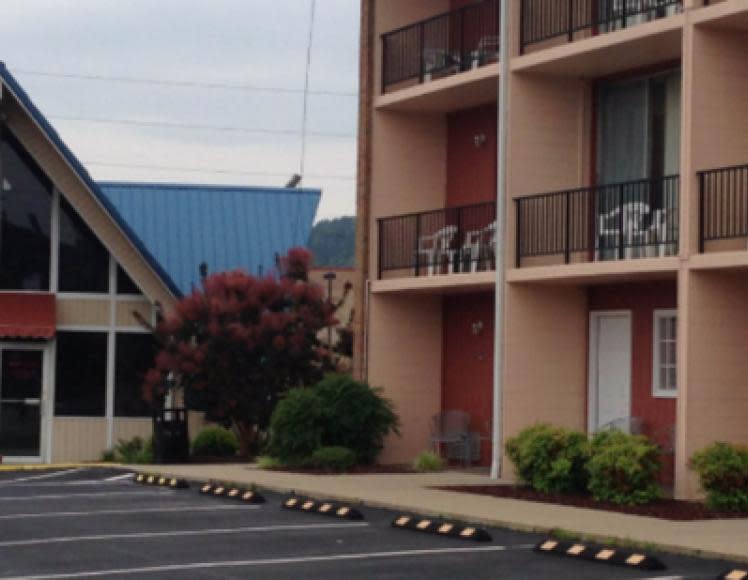 Landmark Inn