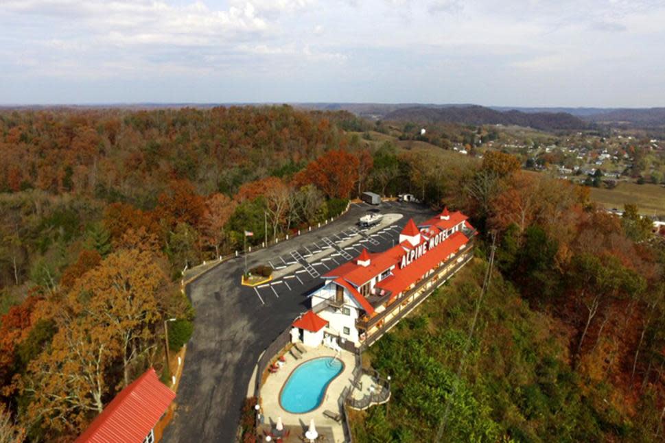 Alpine Mountain View Resort