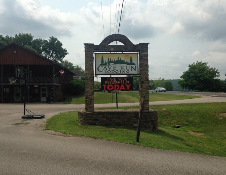 Cave Run Lodging