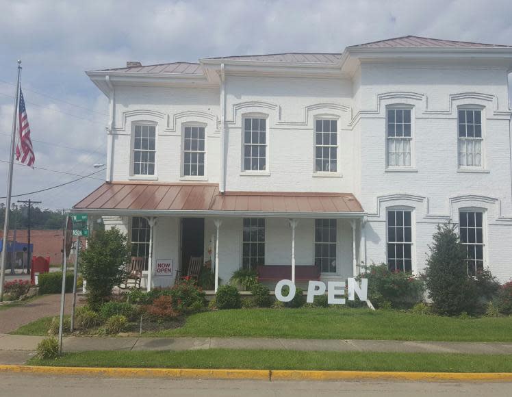 Fred M. Vinson Museum and Welcome Center
