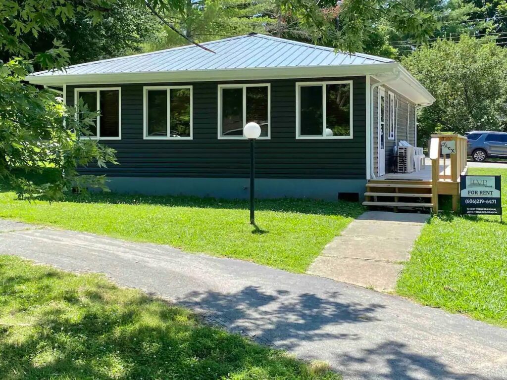 Jack – A Lake Vista Property