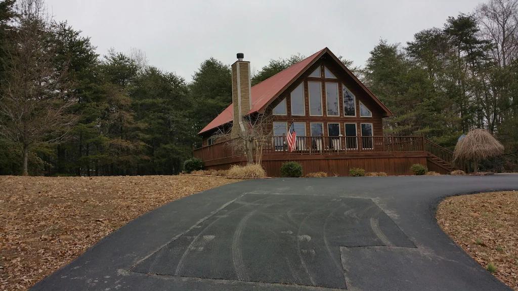 Lakehouse Serenity LLC