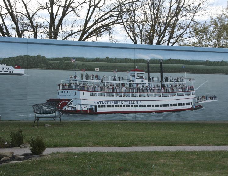 Catlettsburg Floodwall Murals