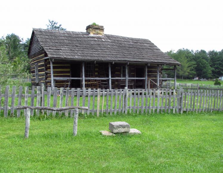 Mountain HomePlace