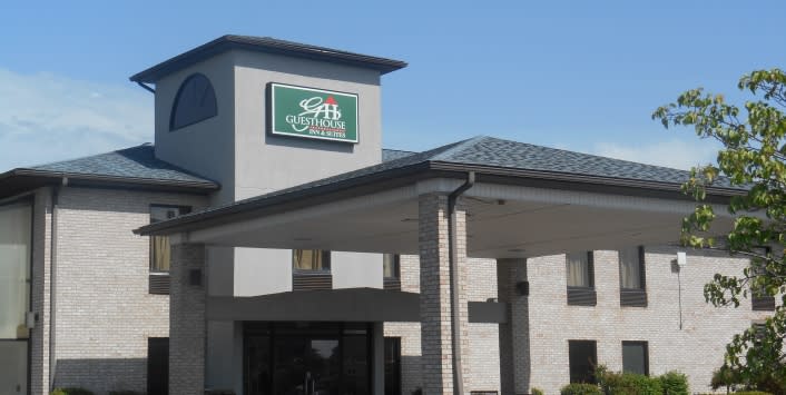 GuestHouse Inn & Suites