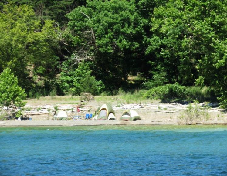 Lake Cumberland Shoreline Primitive Camping