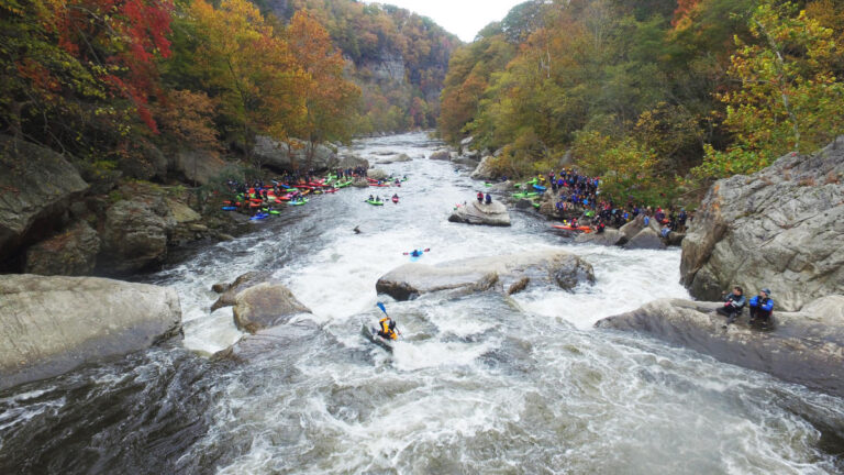 outdoors--breaks-interstate-park--ky-breaks-interstate-park-russell-fork-whitewater-rafting-001-1-0