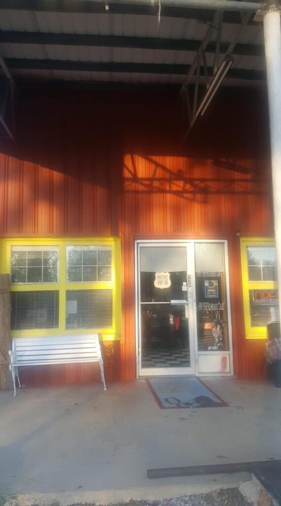 HWY 68 Roadside Cafe