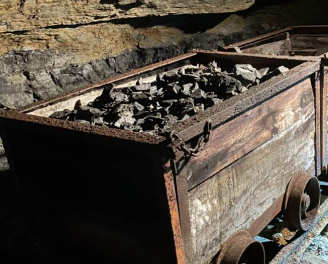 Barthell Mining Camp